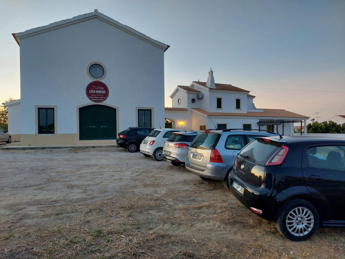 Casa Mineira Guest House Ferreiras Exterior photo